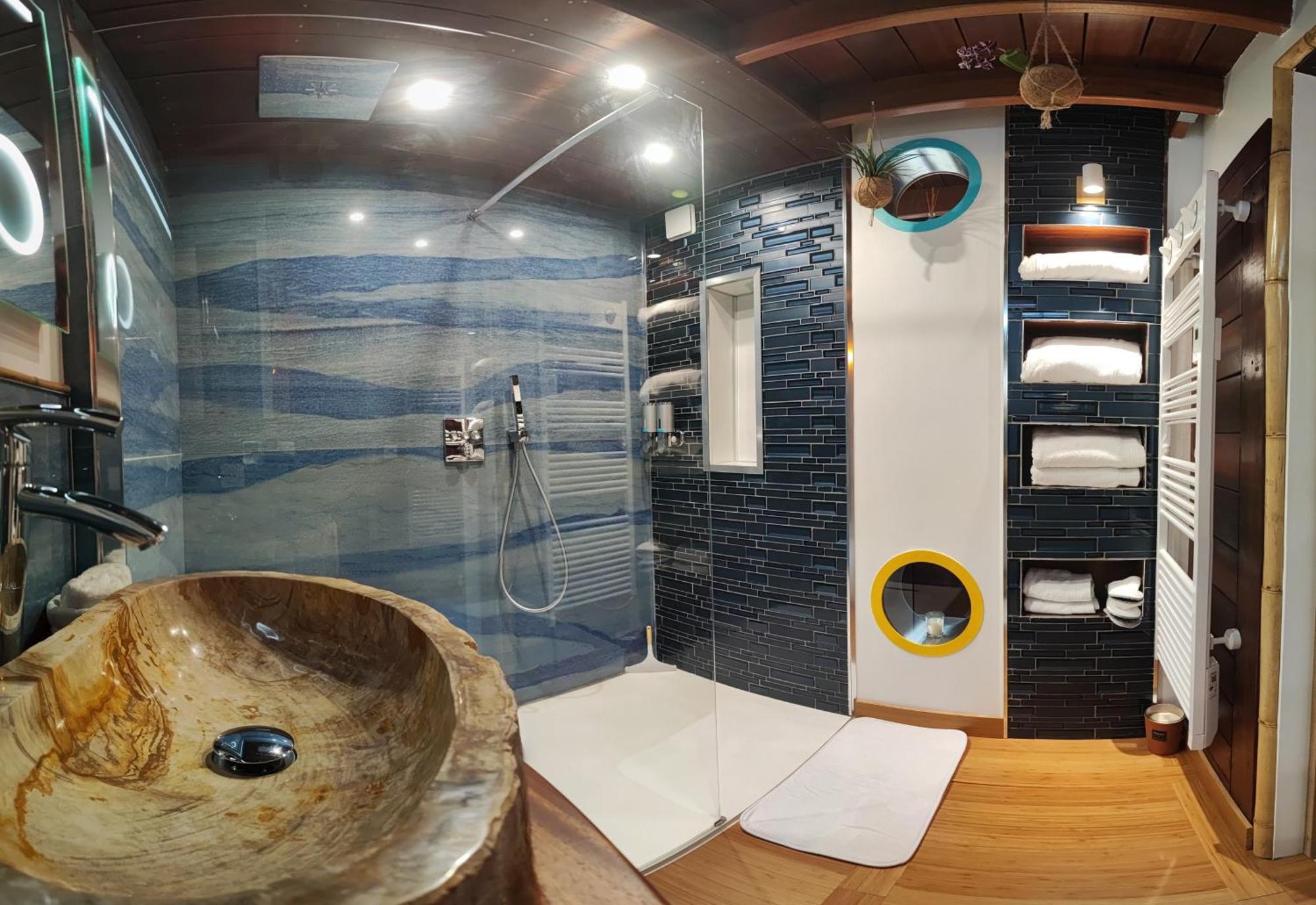 La Kaz Rhumantique Sauna And Spa Privatif 라리비에르생소뵈르 외부 사진